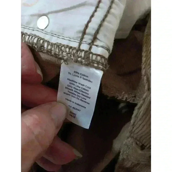 Talbots Ladies Size 16 Curvy Fit Straight Leg Five Pocket Conac Tan Logo Buttons - Picture 7 of 7